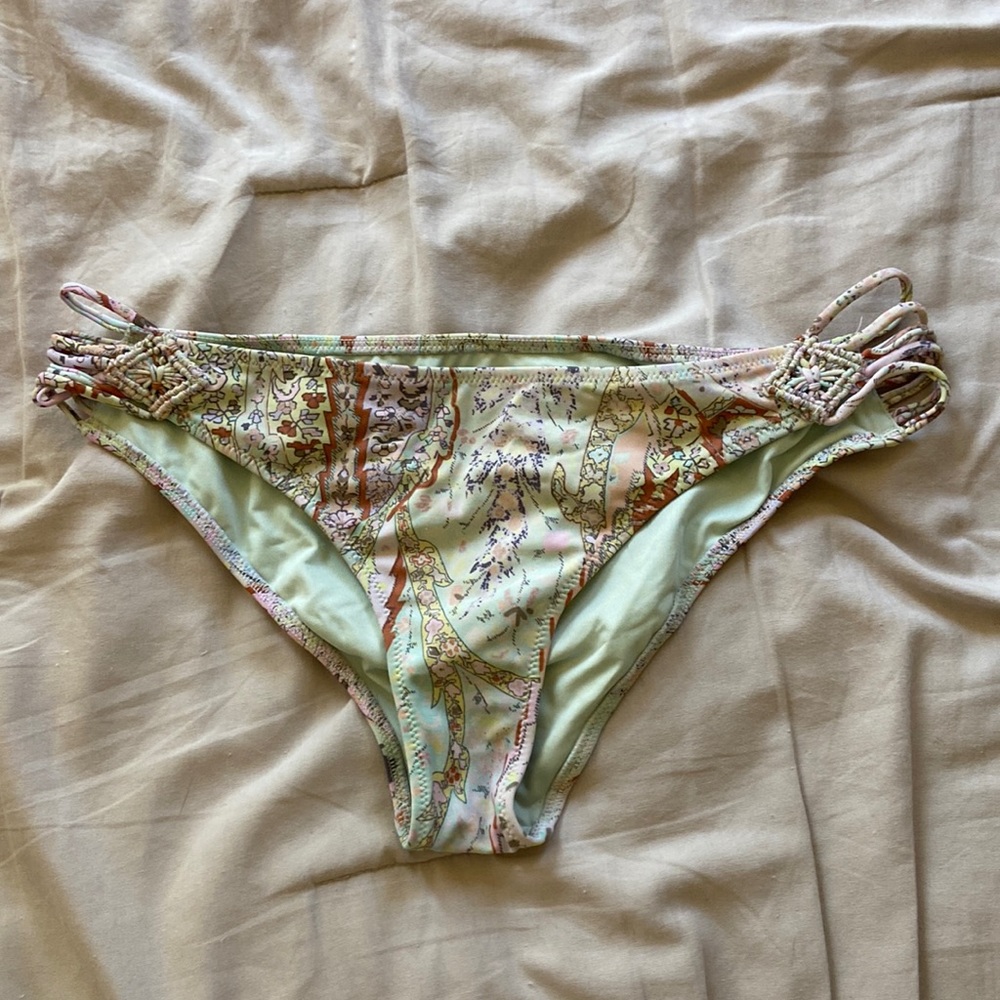 VS Bikini bottoms